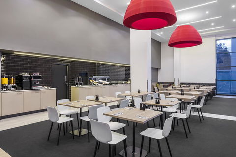 Travelodge Hotel Sydney Airport - Sydney 4u 28