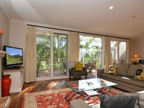 Villa 3br Chianti Villa Located Within Cypress Lakes Resort - Sydney 4u 19