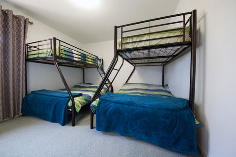 Condo 105 @ Horizons Golf Resort - Salamander Bay NSW - Sydney 4u 10
