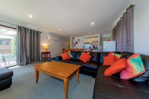 Condo 105 @ Horizons Golf Resort - Salamander Bay NSW - Sydney 4u 23