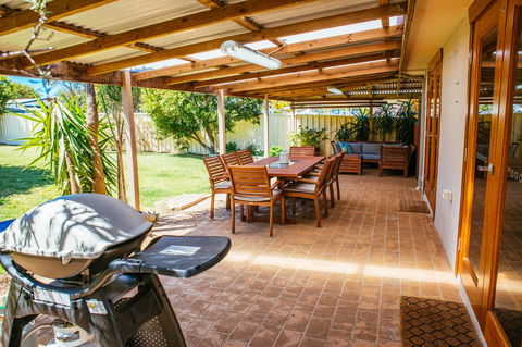 Sunbaker Pet Friendly Awards Finalist 4 Mins Walk To Culburra Beach - Sydney 4u 0