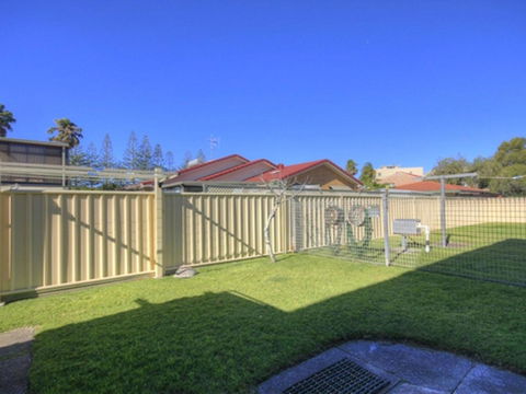 45 Wharf Street - Whole House - Sydney 4u 10