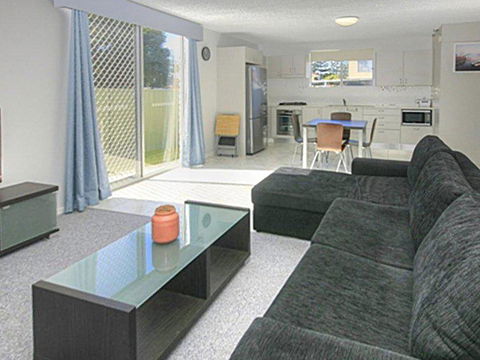 45 Wharf Street - Whole House - Sydney 4u 2
