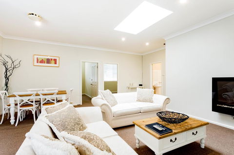 Bundanoon Country Inn Motel - Sydney 4u 33
