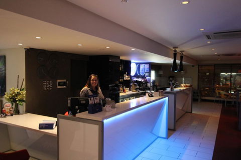 Ibis Newcastle - Sydney 4u 28
