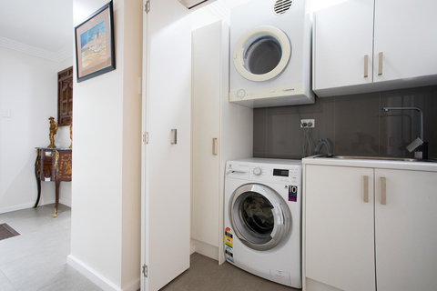 Armidale Cottage - House 2 - Accommodation Sydney 14