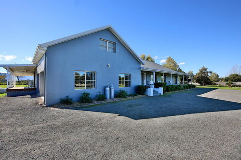 Terara Riverside Retreat - Sydney 4u 42