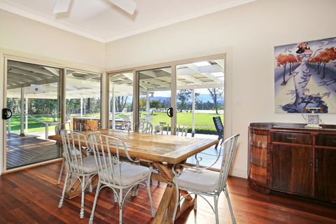 Terara Riverside Retreat - Sydney 4u 2