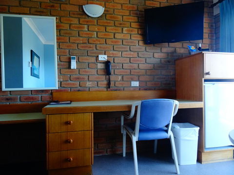 Sapphire Waters Motor Inn - Sydney 4u 28