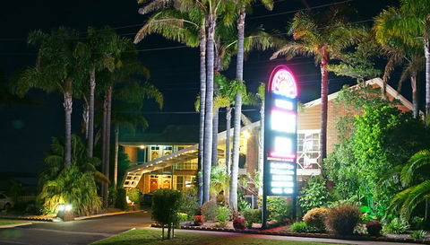 Sapphire Waters Motor Inn - Sydney 4u 37