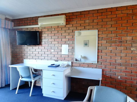 Sapphire Waters Motor Inn - Sydney 4u 26