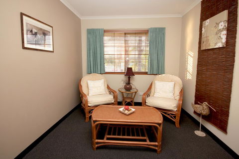 Sapphire Waters Motor Inn - Sydney 4u 14