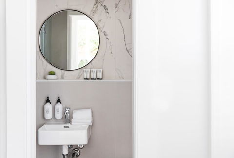 The Baxley Bondi - Sydney 4u 19