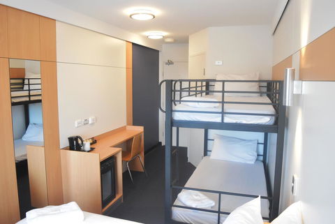 Ibis Budget - Gosford - Sydney 4u 3