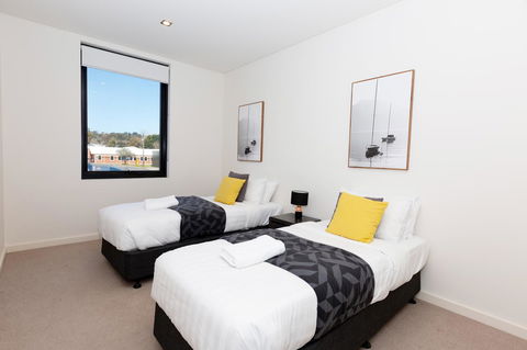 Brand New Executive Apartment - Sydney 4u 14