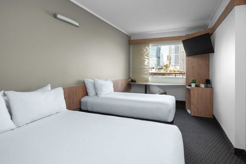 Ibis Sydney Darling Harbour - Sydney 4u 4