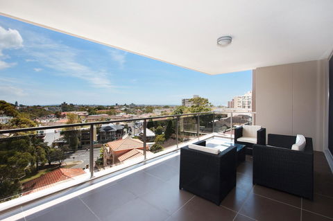 The Junction Palais - Modern And Spacious 2BR Bondi Junction Apartment Close To Everything - Sydney 4u 1