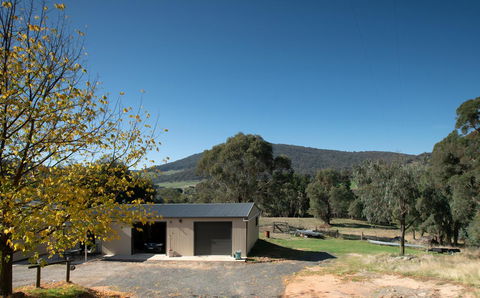 Pound Creek Gallery - Sydney 4u 13