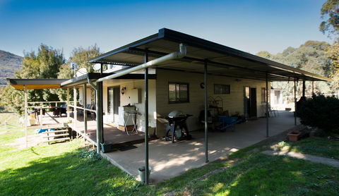Pound Creek Gallery - Sydney 4u 4