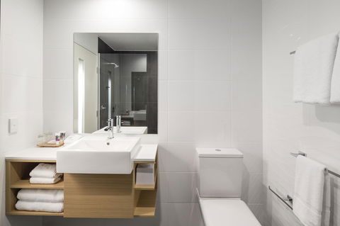 Mercure Newcastle Airport - Sydney 4u 6