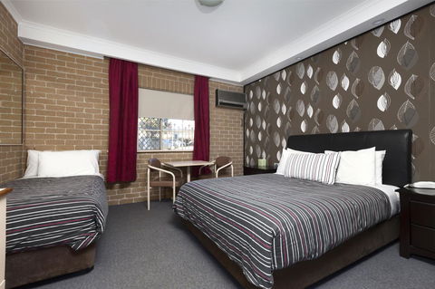 Grand Manor Motor Inn - Sydney 4u 8