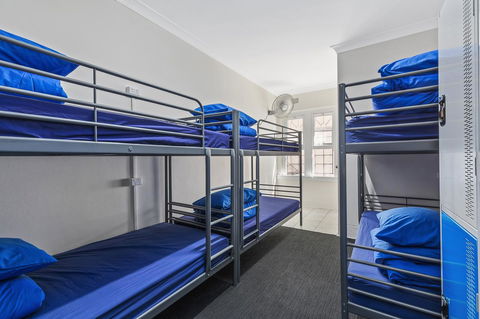 Ady's Place Backpackers, Sydney - Sydney 4u 12