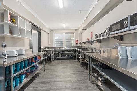 Ady's Place Backpackers, Sydney - Sydney 4u 9
