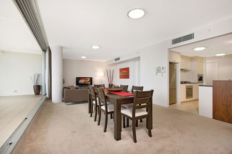 Tweed Ultima Apartments - Sydney 4u 12