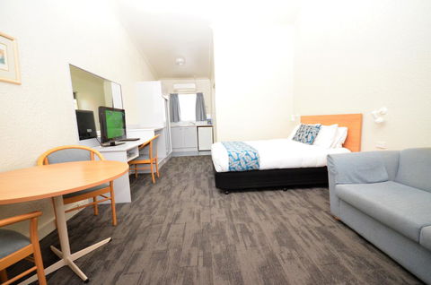 Boulevarde Motor Inn - Accommodation Sydney 0