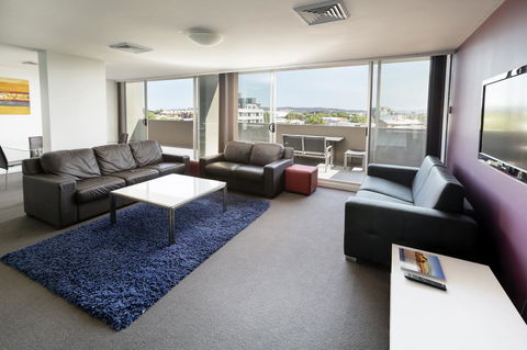 Honeysuckle Executive Apartments - Sydney 4u 40