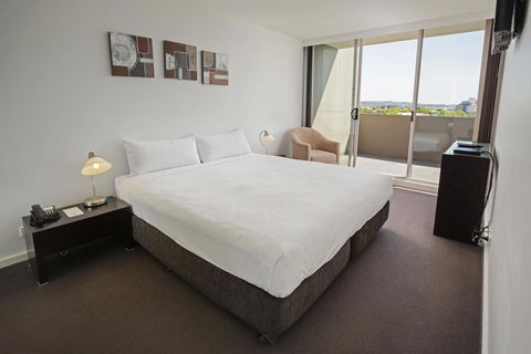 Honeysuckle Executive Apartments - Sydney 4u 36