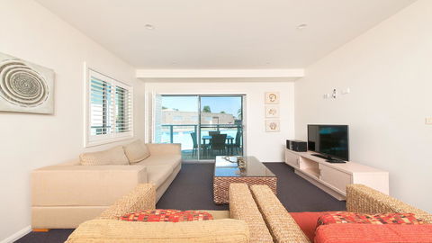 Pacific Blue, Salamander Bay - Sydney 4u 34