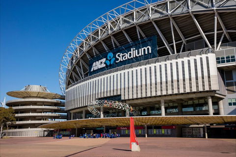 Stunning Views Sydney Olympic Park - Sydney 4u 34