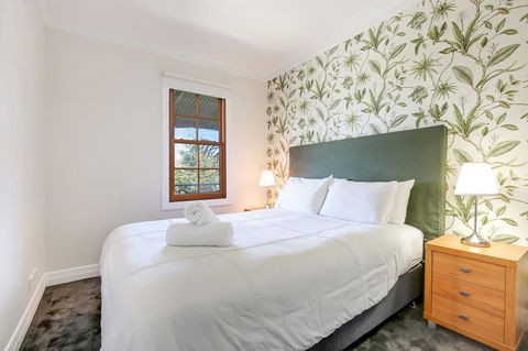 Bellevue Accommodation - Sydney 4u 0