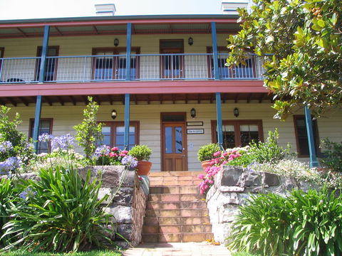 Bellevue Accommodation - Sydney 4u 25