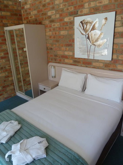 Mollymook Surfbeach Motel & Apartments - Sydney Resort 12