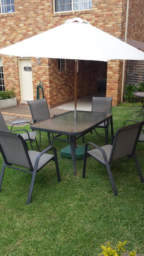 Mollymook Surfbeach Motel & Apartments - Sydney Resort 11