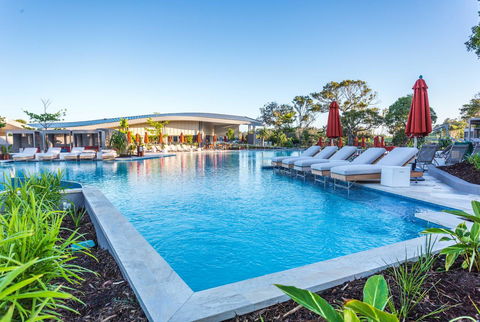 Elements Of Byron - Sydney 4u 16