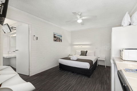 Coastal Bay Motel - Accommodation Sydney 16