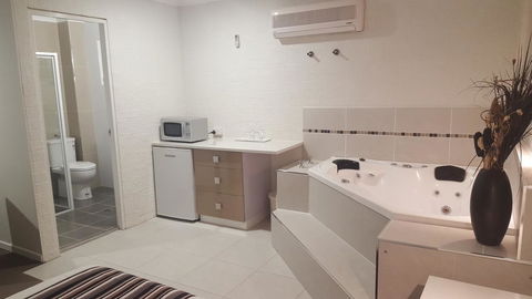 Coastal Bay Motel - Accommodation Sydney 40