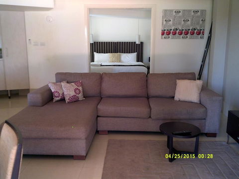 Pelican H2O One & Two Bedroom Apartments - Sydney 4u 21