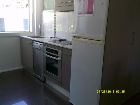 Pelican H2O One & Two Bedroom Apartments - Sydney 4u 38