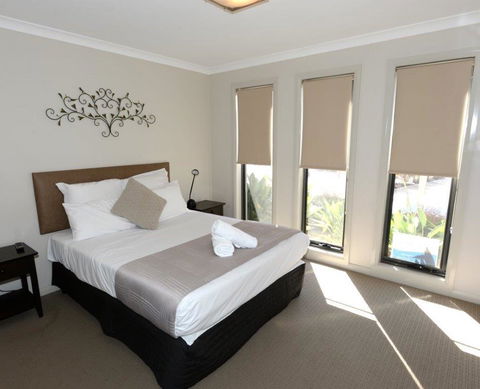 Yarrawonga Waterfront Apartments - Accommodation Sydney 14