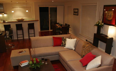 Encore Apartments - Sydney 4u 8