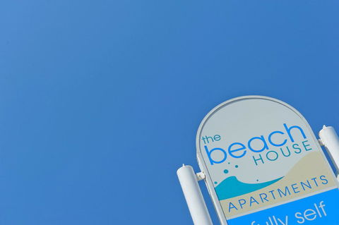 Beach House Holiday Apartments - Sydney 4u 3