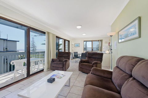 Beach House Holiday Apartments - Sydney 4u 22
