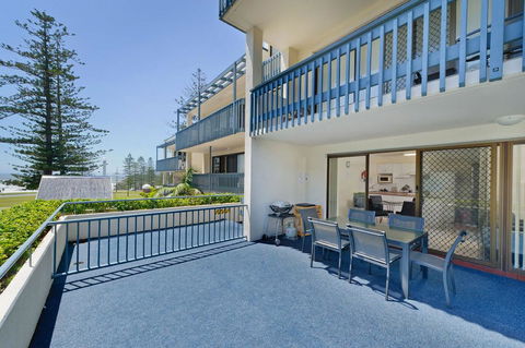 Beach House Holiday Apartments - Sydney 4u 23