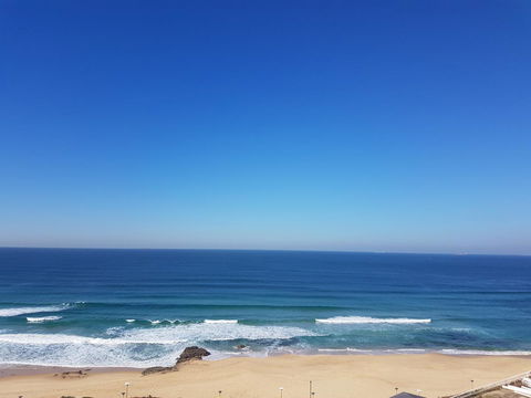 Arena Luxury Beachfront Apartment - Sydney 4u 5