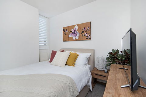 Arena Luxury Beachfront Apartment - Sydney 4u 24