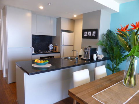 Arena Luxury Beachfront Apartment - Sydney 4u 17